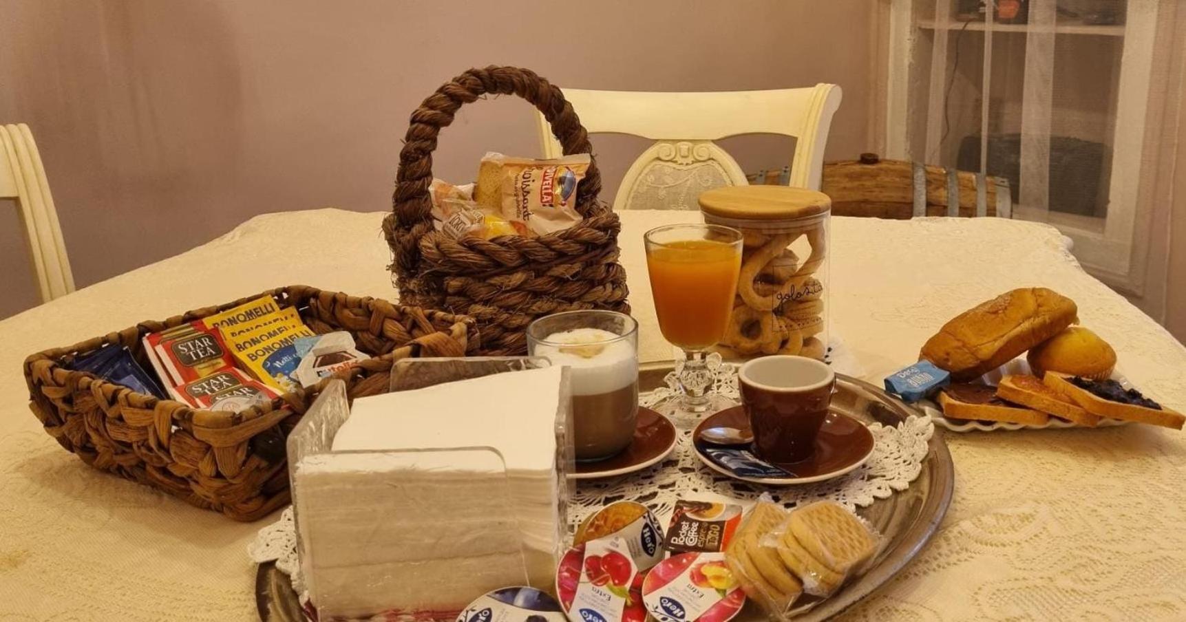 Enza Domus Apartment Bari